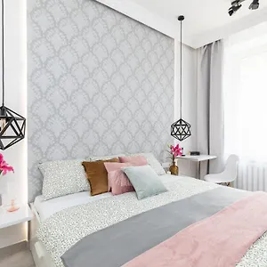 Superapart Chmielna 73a, Center Апартаменты