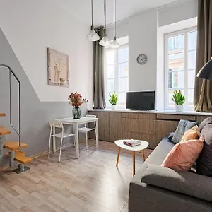 Chic Apartment-old Town-s9 Апартаменты